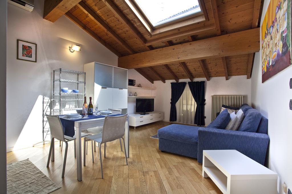 Apartamento La Colombina Verona Habitación foto